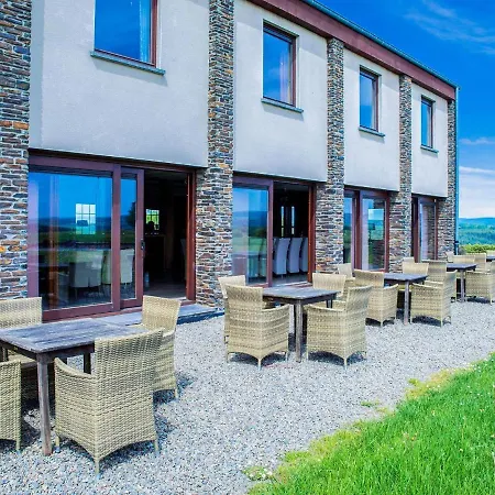 Graceful Holiday In With Terrace Ortho